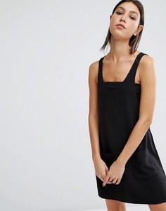 Свободное платье с накладными карманами Vero Moda - Черный