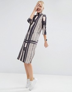 Платье миди с высокой горловиной и полосатым принтом ASOS - Мульти