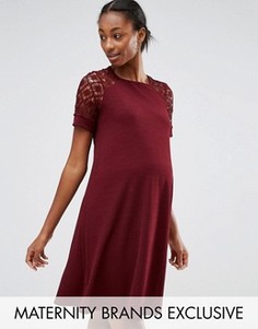 Свободное платье для беременных с кружевными вставками Bluebelle Maternity - Красный