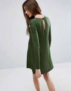 Свободное платье с длинными рукавами и акцентными швами ASOS - Зеленый