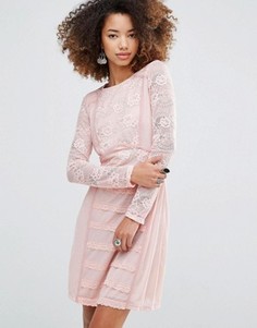 Облегающее кружевное платье Glamorous - Розовый