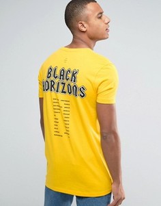 Удлиненная футболка с принтом на спине ASOS - Желтый