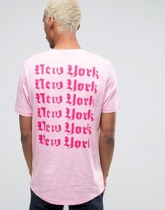 Удлиненная футболка с принтом New York сзади ASOS - Розовый