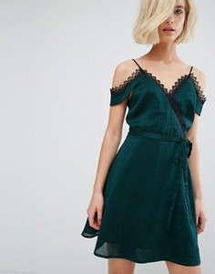 Платье-комбинация с кружевной отделкой и запахом J.O.A - Зеленый J.O.A.