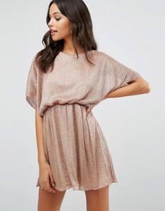 Платье мини с рукавами летучая мышь Boohoo Plisse - Розовый