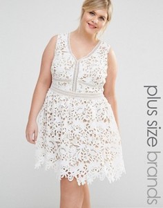 Кружевное короткое приталенное платье New Look Plus - Белый