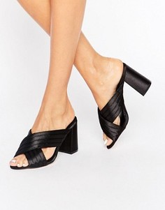 Атласные сандалии на каблуке с перекрестными ремешками New Look - Черный