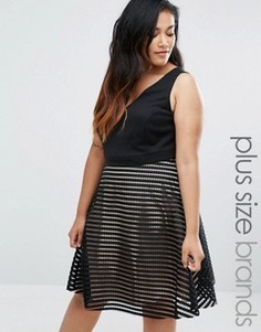 Короткое приталенное платье в полоску с глубоким вырезом и сеточкой New Look Plus - Черный