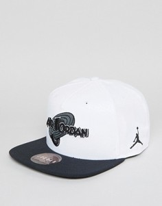 Белая бейсболка Nike Jordan X Space Jam 836413-100 - Белый