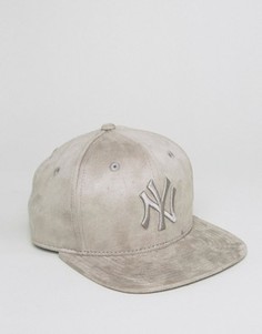 Замшевая бейсболка New Era 9Fifty NY Yankees - Серый