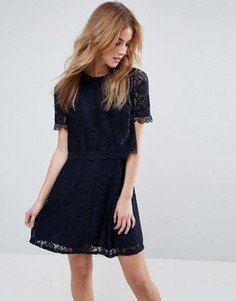 Кружевное короткое приталенное платье с кроп-топом ASOS - Темно-синий