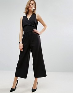 Комбинезон с запахом ASOS Tailored - Черный