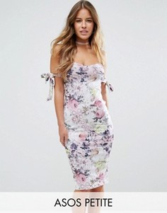 Платье миди с открытыми плечами и цветочным принтом ASOS PETITE - Мульти
