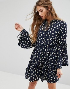 Цветочное платье с присборенной юбкой Glamorous - Черный