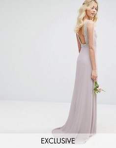 Платье макси с открытой спиной и отделкой TFNC WEDDING - Серый