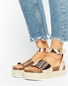 Сандалии на толстой подошве ASOS FERGIE - Золотой