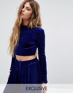 Укороченный топ из мятого бархата с высоким воротом Reclaimed Vintage Inspired - Синий