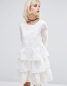 Платье с выжженным цветочным принтом и оборками Lost Ink - Белый