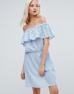 Платье с открытыми плечами и оборкой Vero Moda - Синий