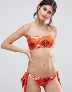 Красные плавки бикини с платочным принтом и завязками по бокам ASOS - Красный