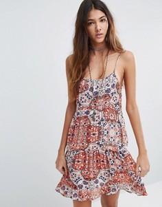 Платье на бретельках с золотистым принтом Raga Sunset - Красный