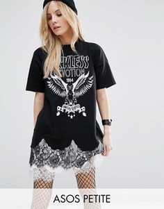 Платье-футболка с кружевом и принтом ASOS PETITE - Черный
