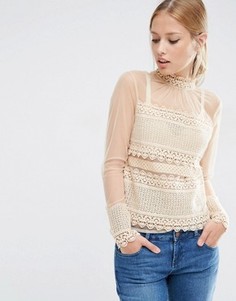 Кружевной топ с высокой горловиной ASOS - Кремовый