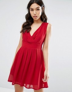 Короткое приталенное платье Jasmine - Красный