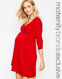 Короткое приталенное платье с запахом спереди Mamalicious - Красный Mama.Licious