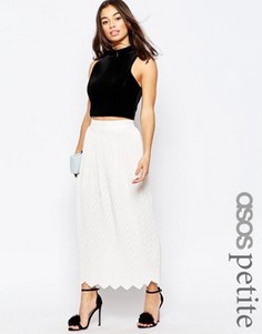 Плиссированная юбка макси с шевронной отделкой ASOS PETITE - Белый