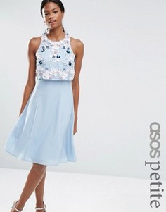 Платье миди с цветочной 3D отделкой на кроп-топе ASOS PETITE - Синий