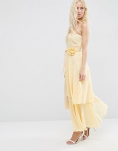 Ярусное платье миди на одно плечо с цветком ASOS - Кремовый