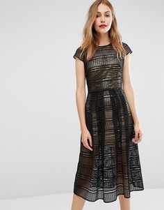 Кружевное платье с золотистой комбинацией металлик Body Frock - Черный