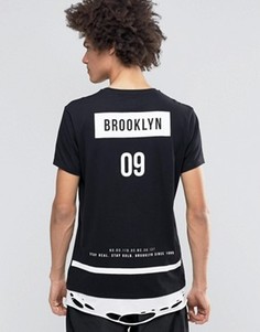 Футболка с принтом Brooklyn на спине и удлиненной кромкой ASOS - Черный