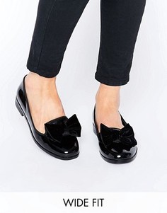 Туфли на плоской подошве для широкой стопы с бантом ASOS MONICA - Черный
