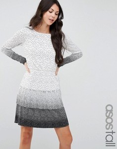 Ярусное платье с принтом и легкими складками ASOS TALL - Мульти