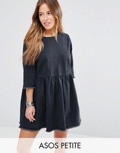 Свободное джинсовое платье с необработанными краями и выбеленным эффектом ASOS PETITE - Черный