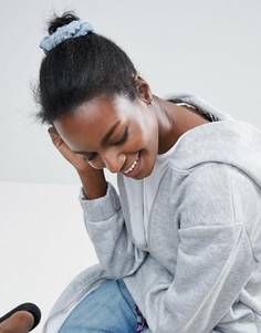 Резинка для волос из ткани шамбре ASOS Made In Kenya - Синий