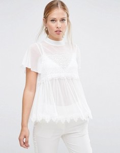 Топ из сеточки и кружева с короткими рукавами ASOS - Кремовый