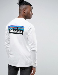 Patagonia Long Sleeve Top P-6 Back Logo Regular Fit in White - Белый