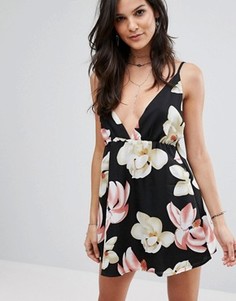 Платье с цветочным принтом на бретельках Glamorous - Черный