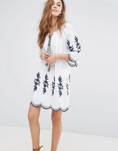 Платье с вышивкой Moon River - Белый