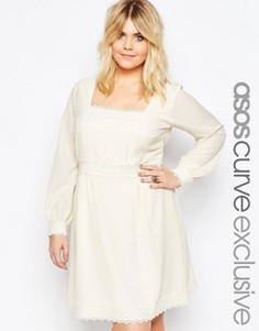 Свободное платье с кружевной отделкой ASOS CURVE Boho - Кремовый