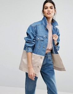 Джинсовая куртка с розовой атласной вставкой ASOS - Синий