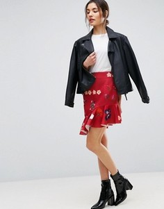 Юбка мини с оборкой и цветочным принтом ASOS - Красный