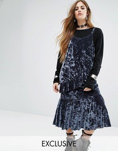 Бархатное платье-комбинация миди с оборками Rokoko - Синий