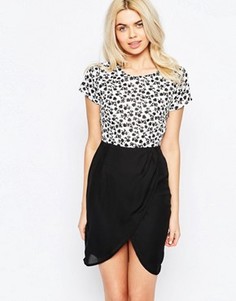 Платье с запахом на юбке Sugarhill Boutique Clara - Черный