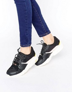 Черные с розовым кроссовки Puma R698 - Черный