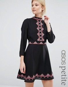 Короткое приталенное платье с вышивкой ASOS PETITE - Черный