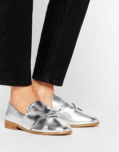 Туфли на плоской подошве с декоративными узелками ASOS MAXIMUM - Серебряный